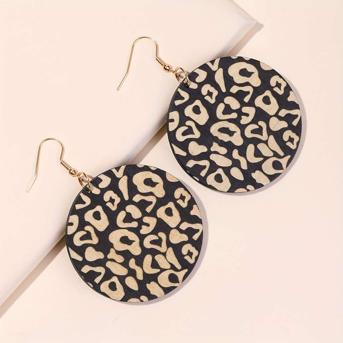 Women S Earrings Model B1