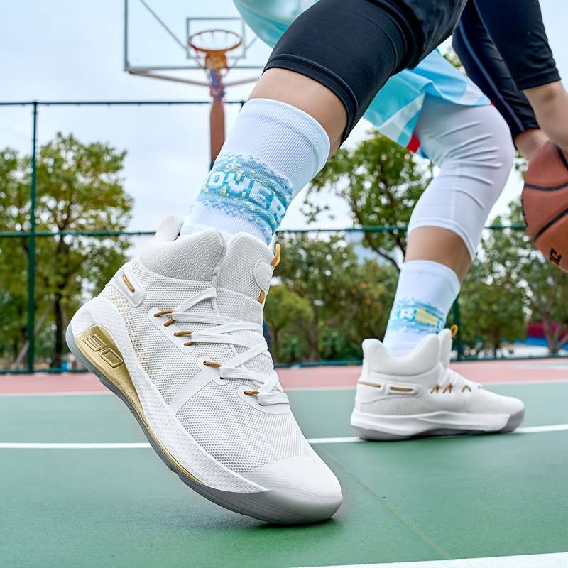 Sneakers White Golden Size Uk 7