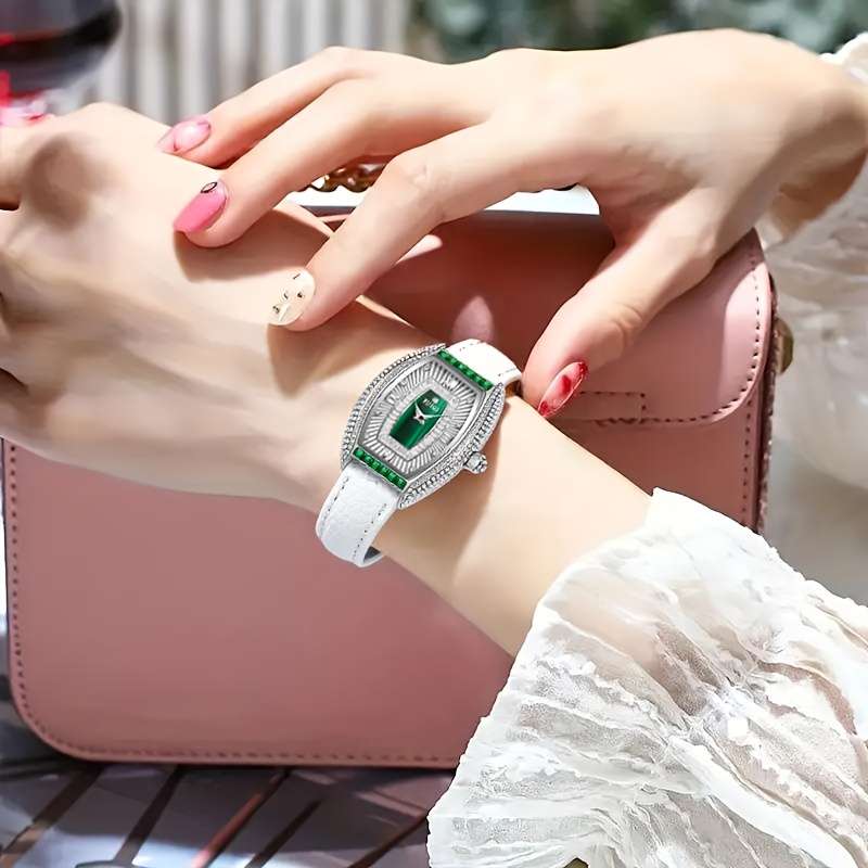 Vintage Women Quartz Watch Water Diamond Barrel Shaped Case Model 5826