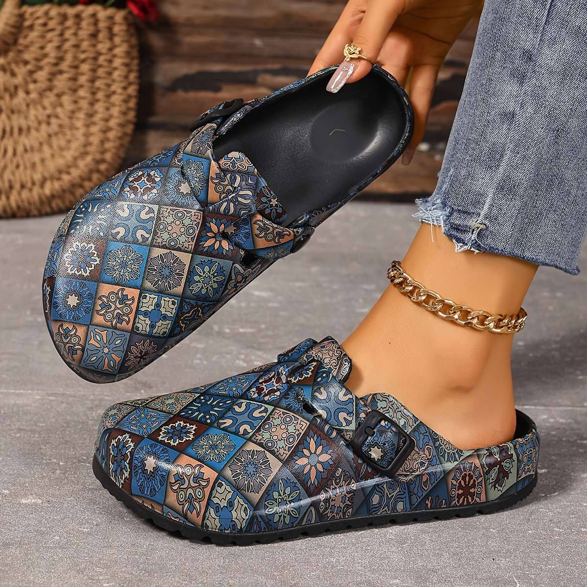 Sandals Color Blue Size Uk 4