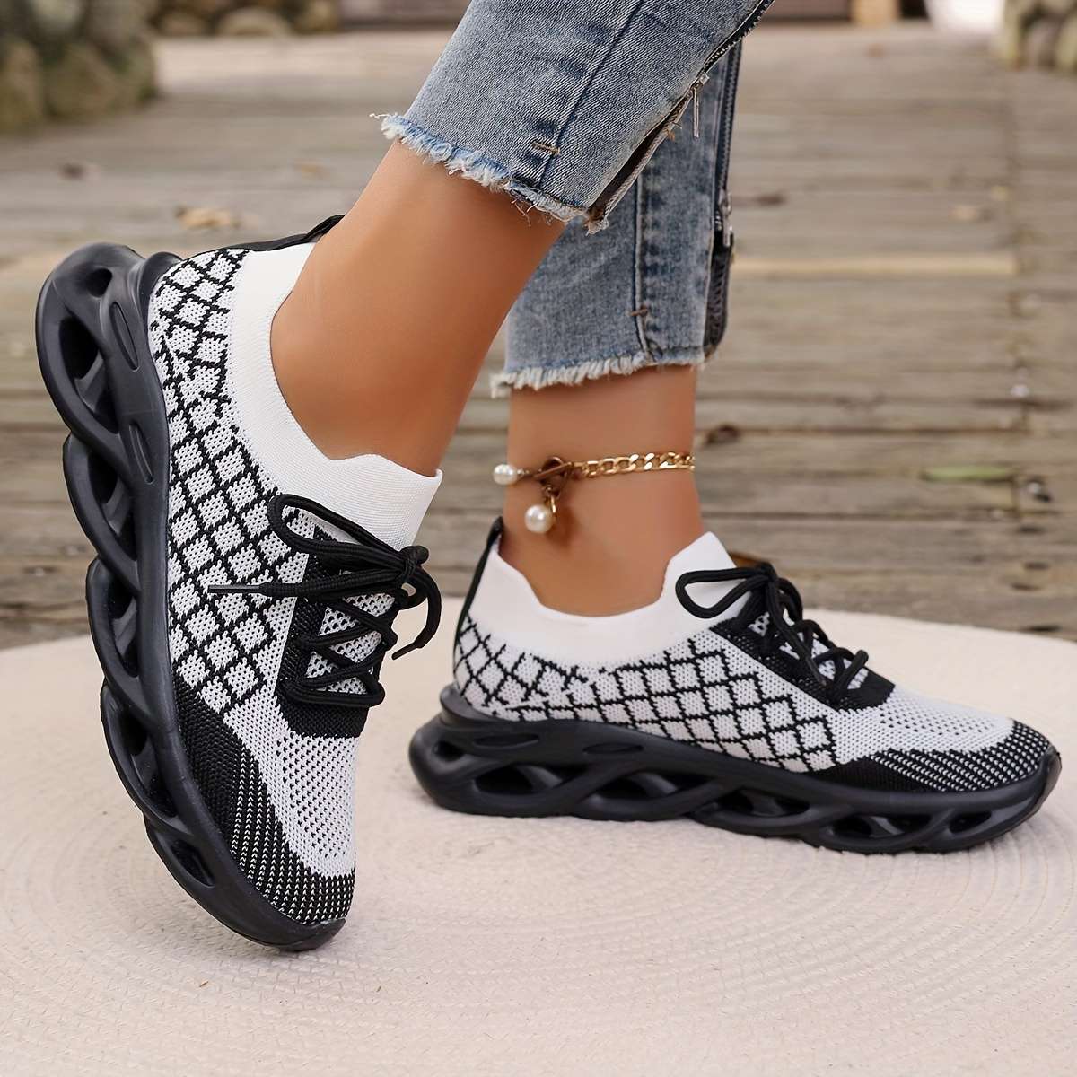 Women S Sneakers Color Blackwhite Sizeuk 8