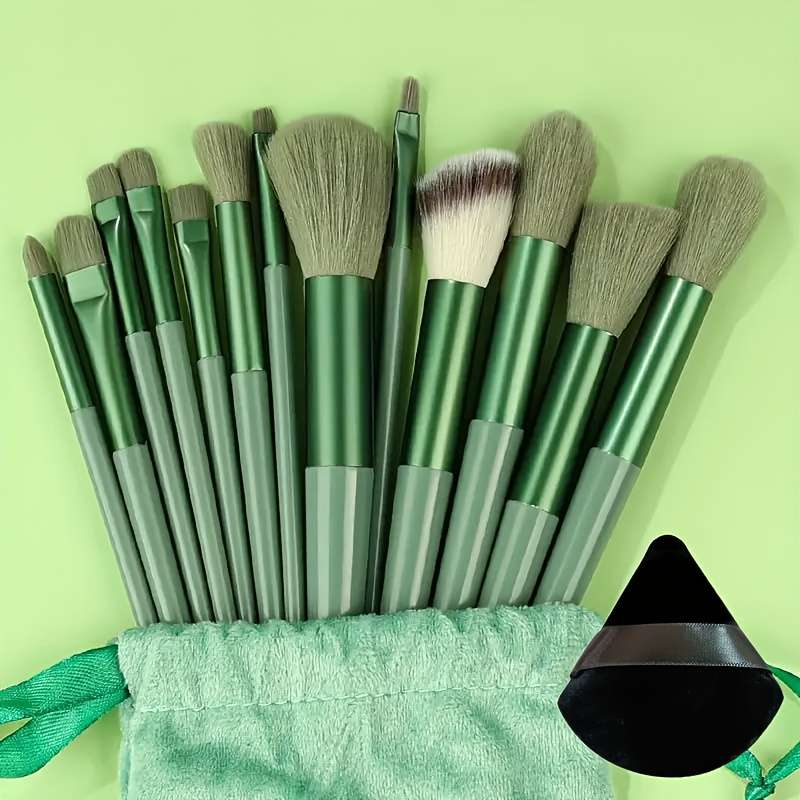 Makeup Brush Set Style 13 Pinks  1 Triangular Powder Puff