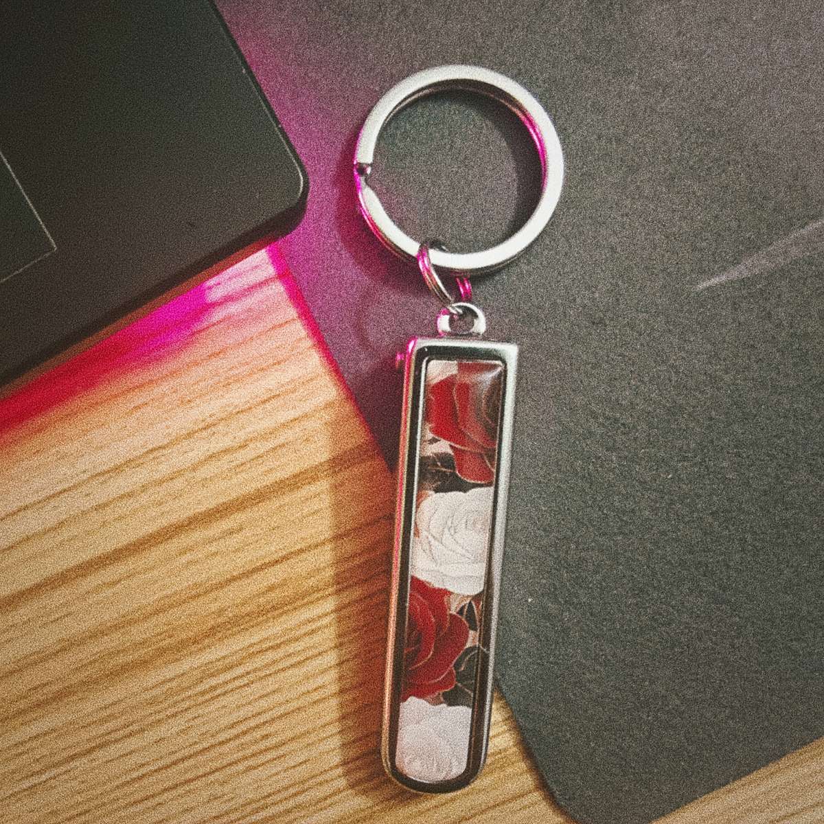 1 Piece Of Creative Multifunctional Folding Nail Clippers