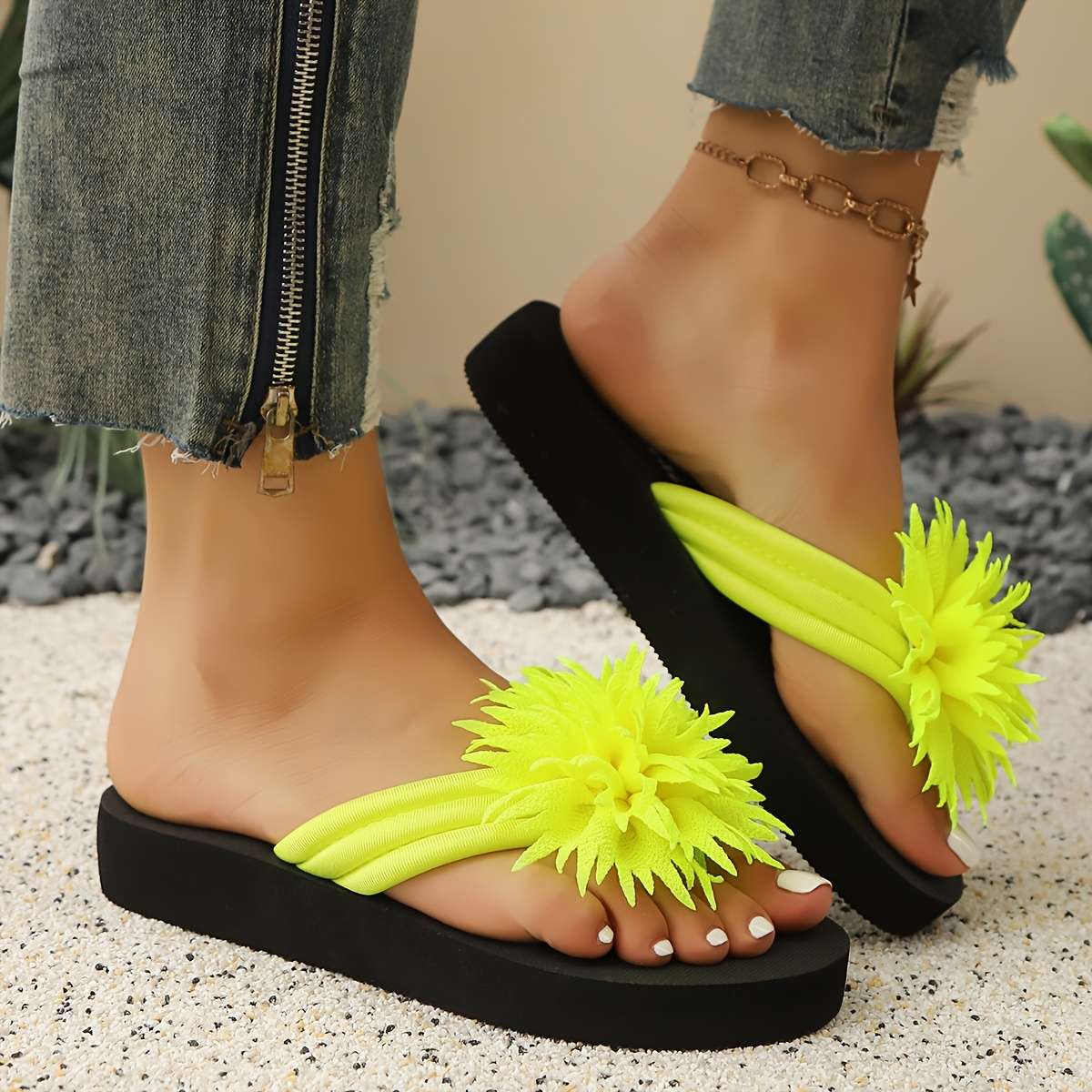 Ladies Summer Flip Flops Fluorescent Yellow Uk 7
