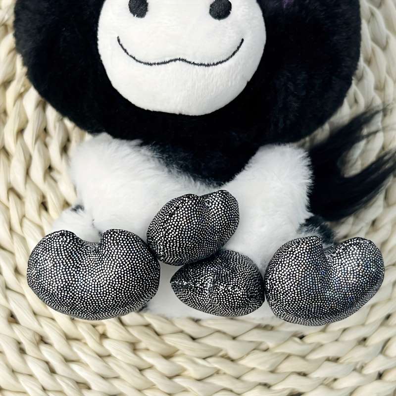 Plush Toyss color White And Black size 19.99 cm