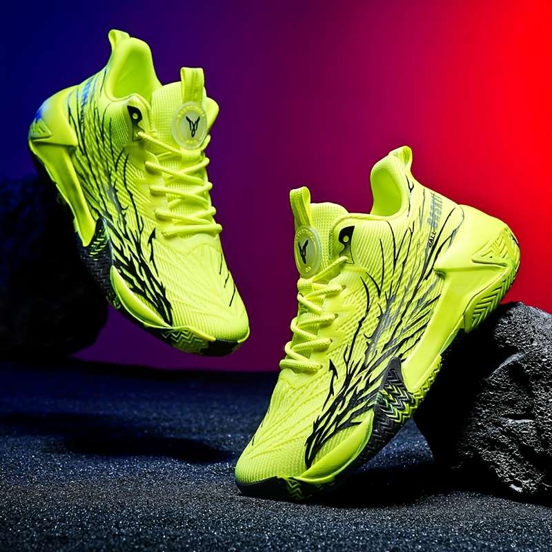 Sneakers Bright Green Size Uk 7.5