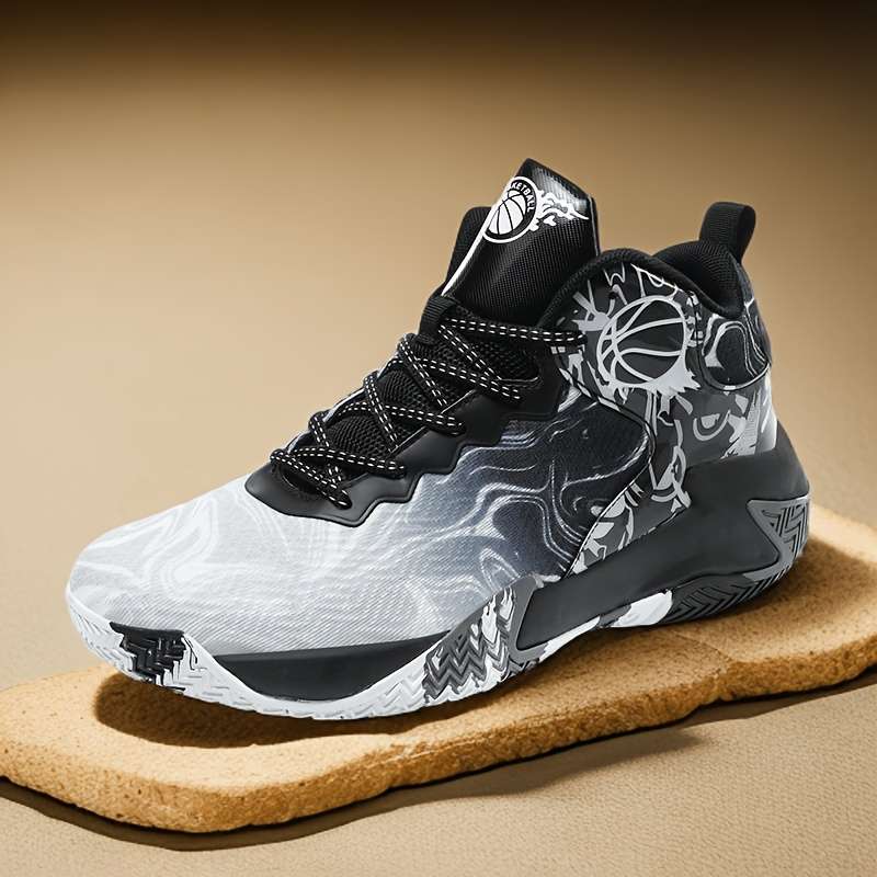 Sneakers Classic Moonlight Size Uk 7 Wide