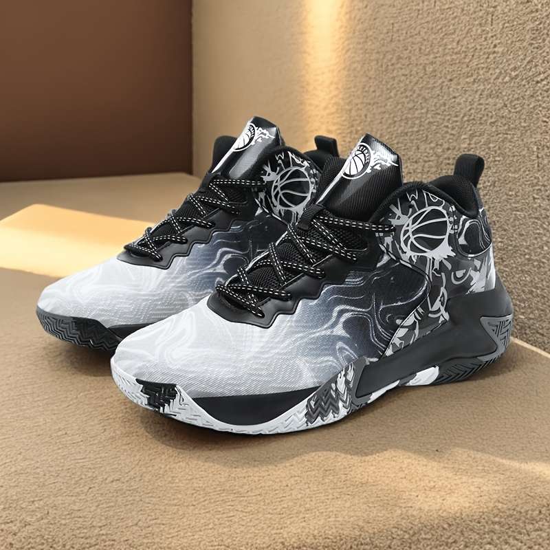 Sneakers Classic Moonlight Size Uk 7 Wide