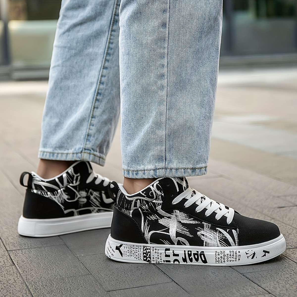Sneakers Color Black And White Sizeuk 7