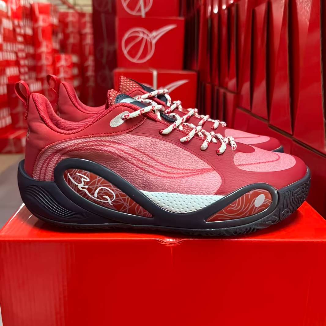 Sneakers Burgundy Size Uk 7