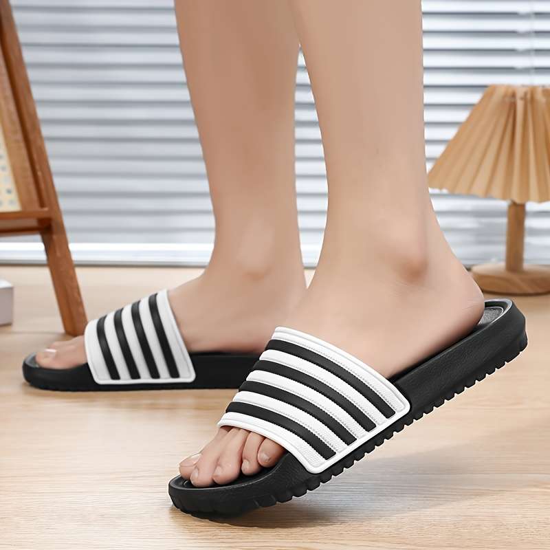 Sandals Color Black And White Size Uk 9.5