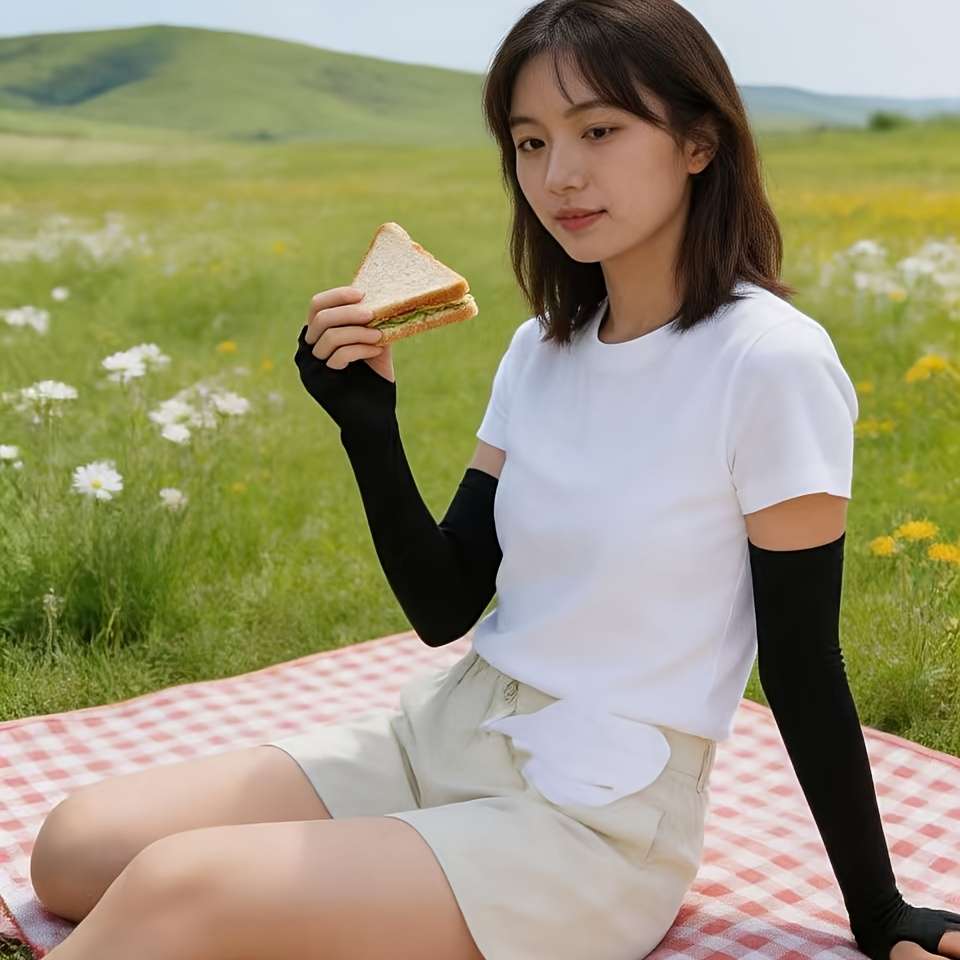 Sunscreen Sleeves Color White 2Pcs