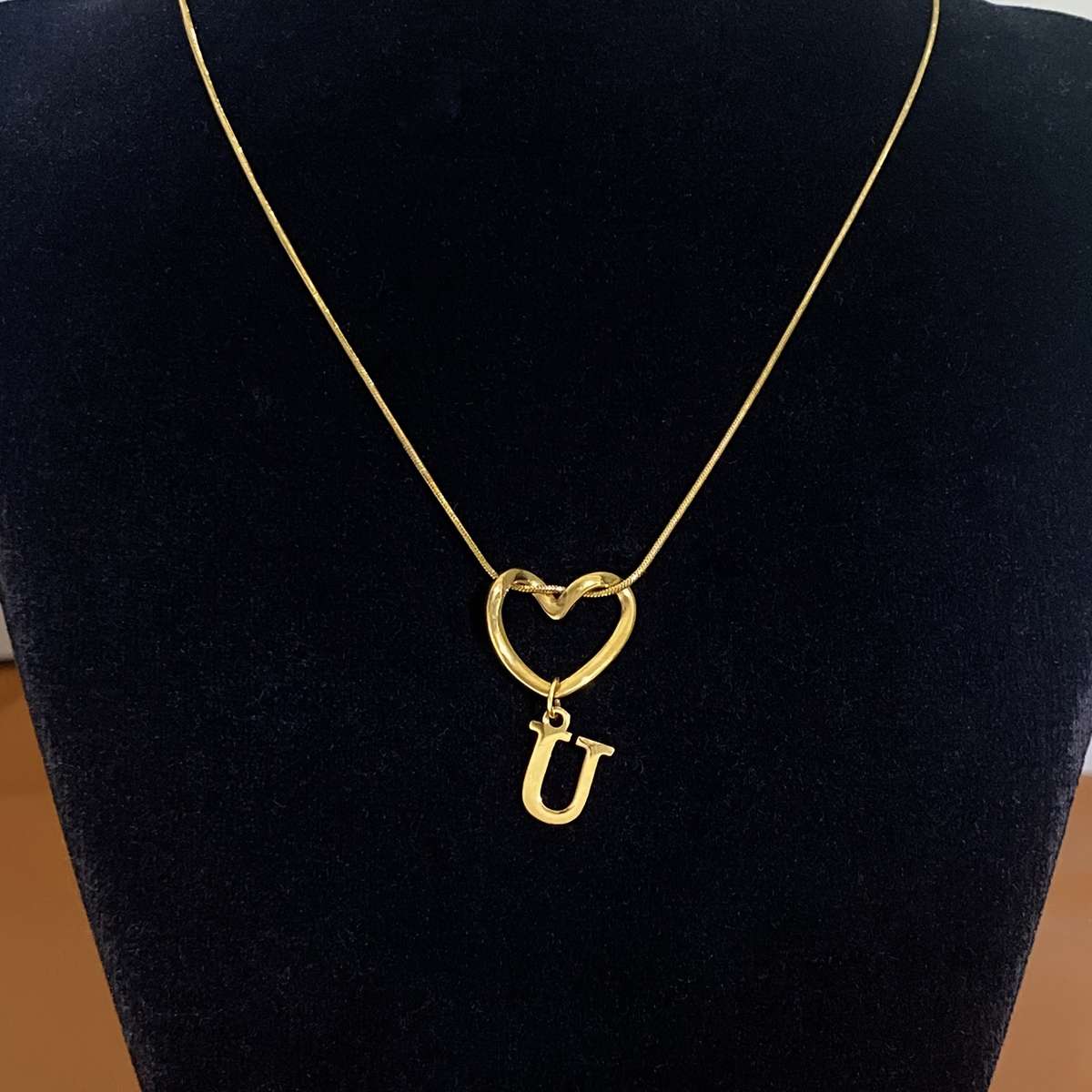 Handcrafted Crystal Heart Shaped Pendant