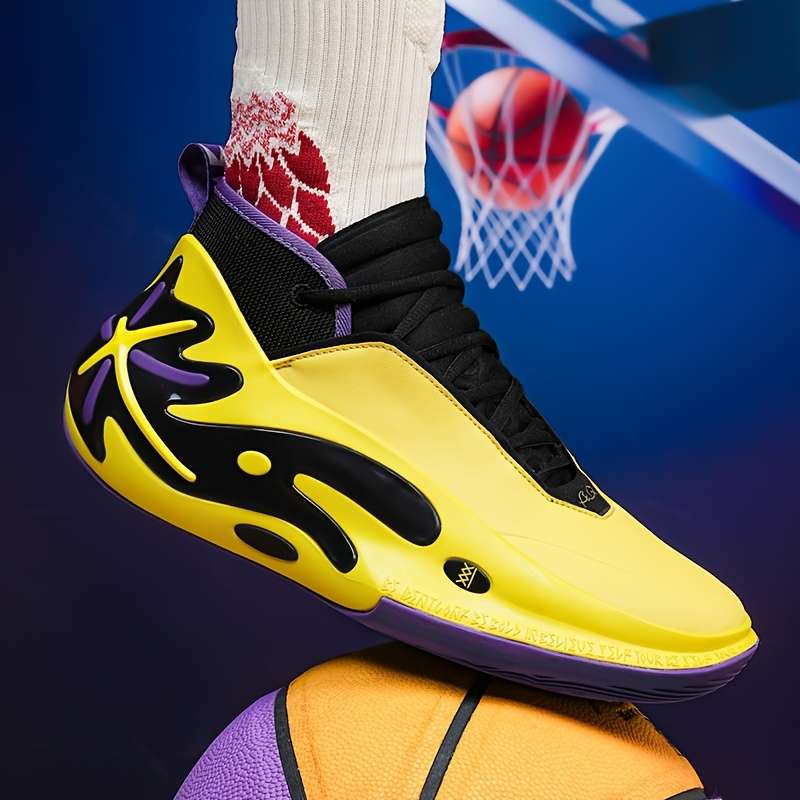 Sneakers Yellow Size Uk 7