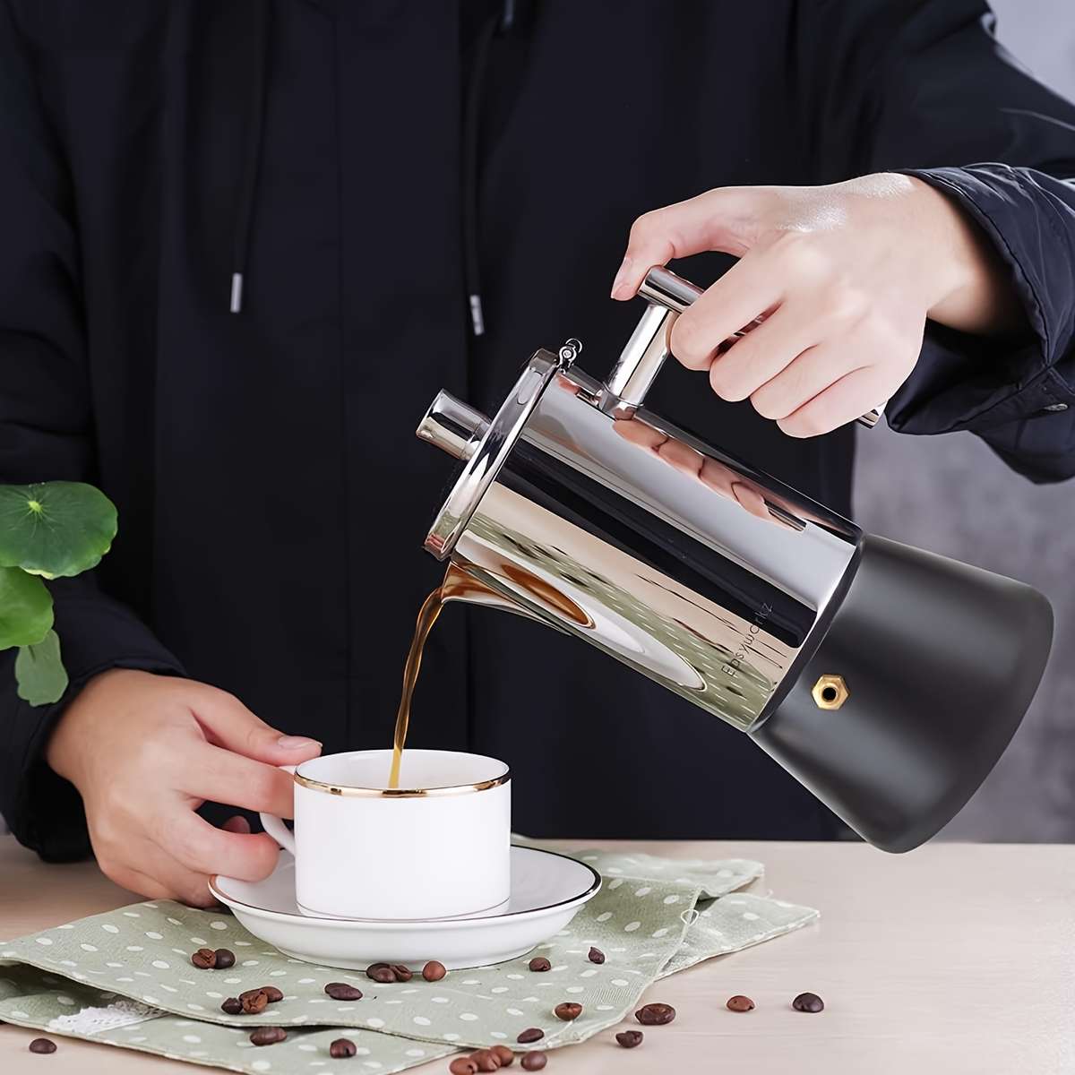 Kettle Capacity 300Ml6 Cups