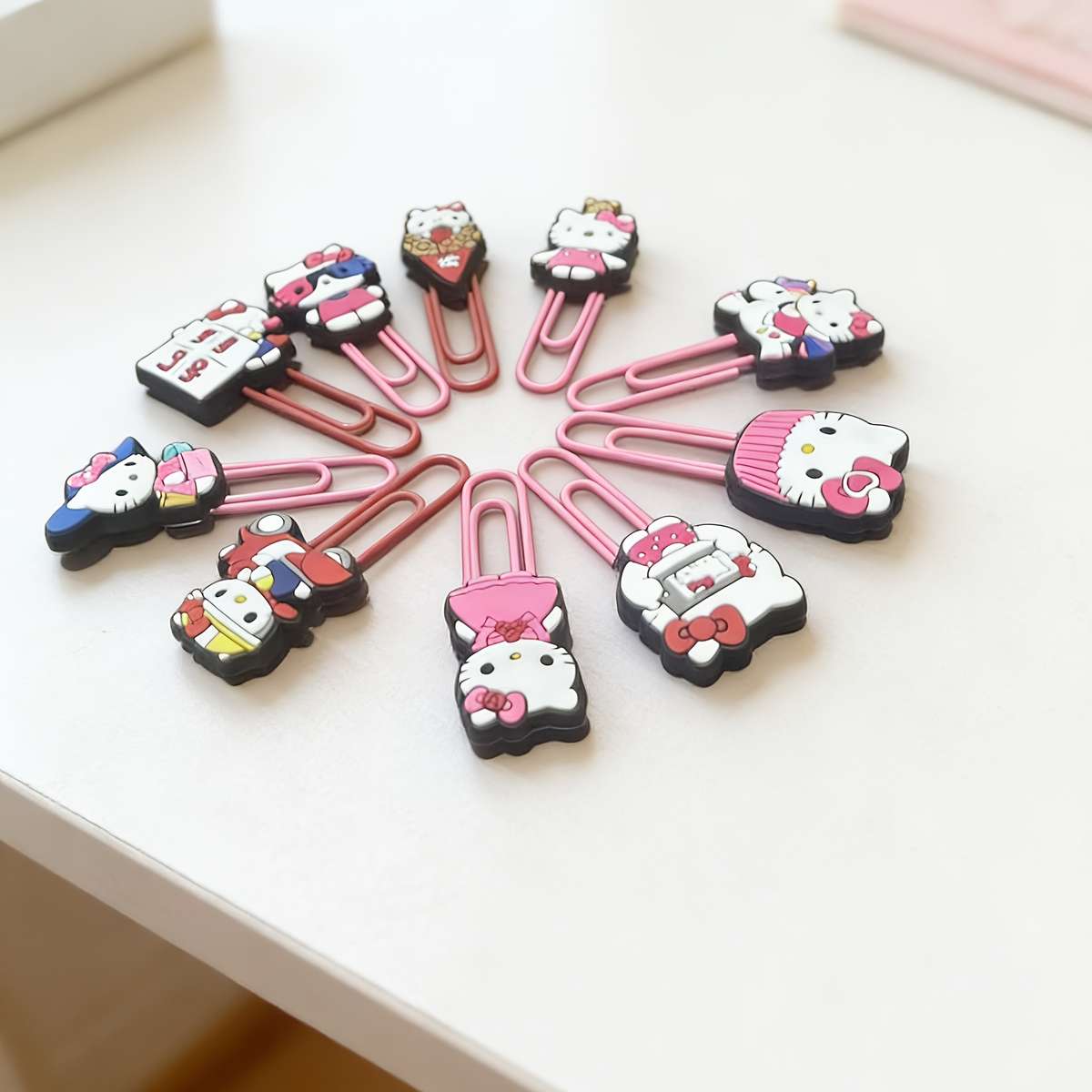 Clip Random 2Pcs