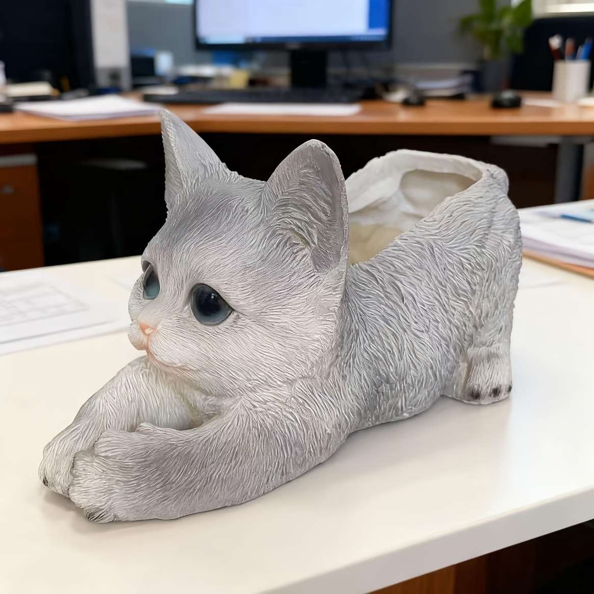 Flowerpot Color Lying Cat Gray