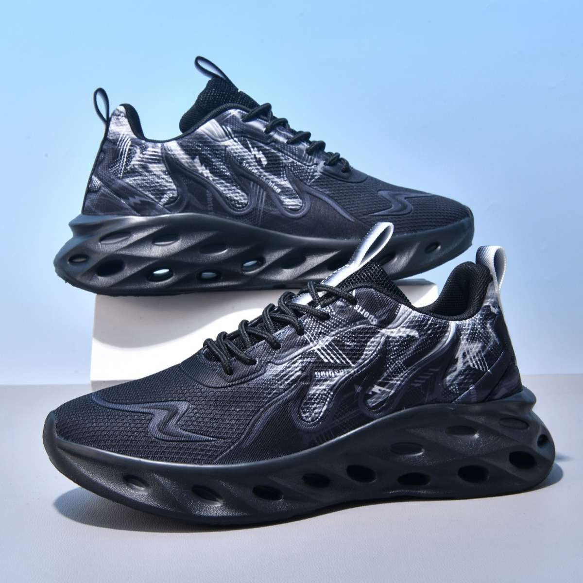 Sneakers Color Black Sizeuk 7.5