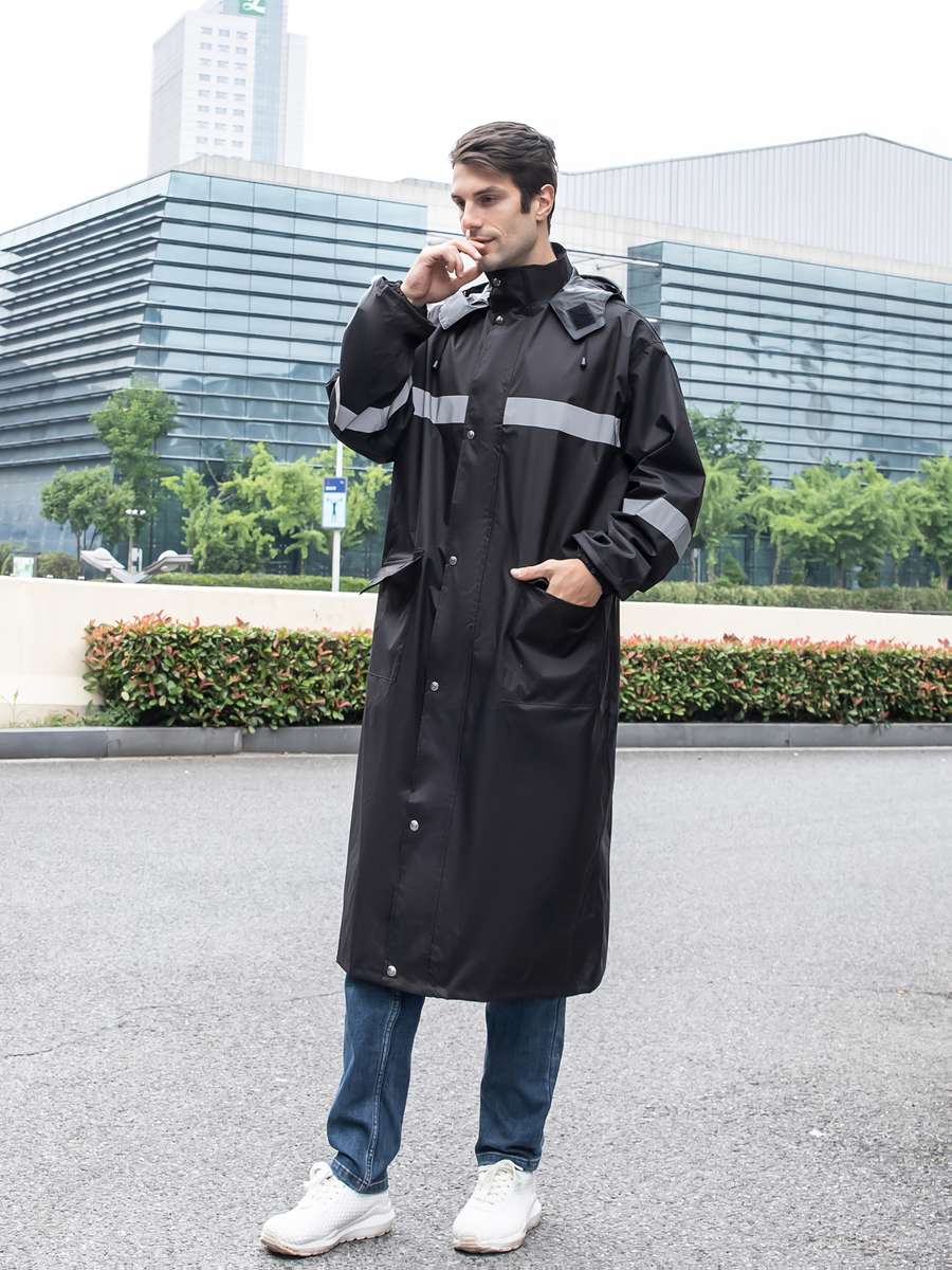 Raincoat Black Size Uk M