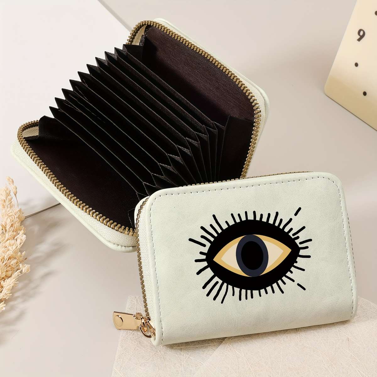 Simple And Creative Eye Print High-Quality Credit Card Storage Bag