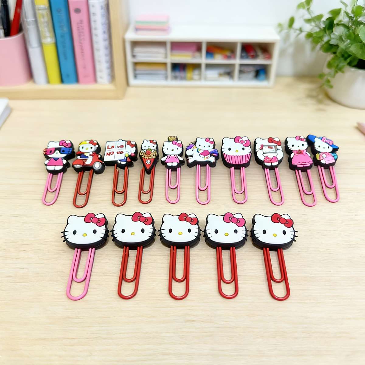 Clip Random 2Pcs