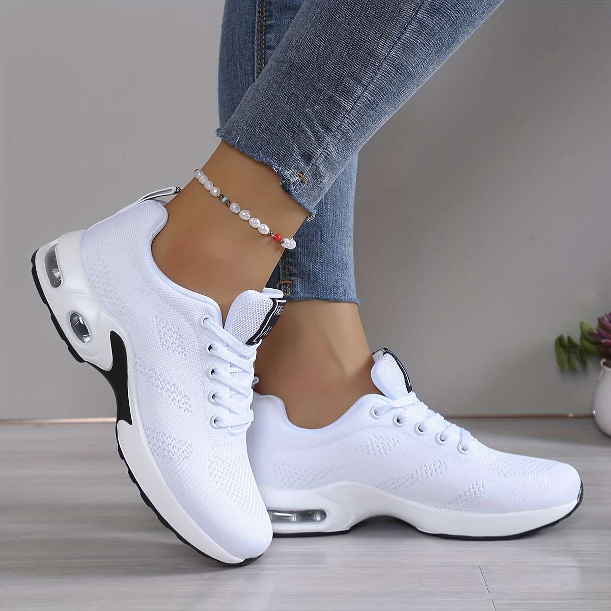 Women S Sneakers Color White Sizeuk 3