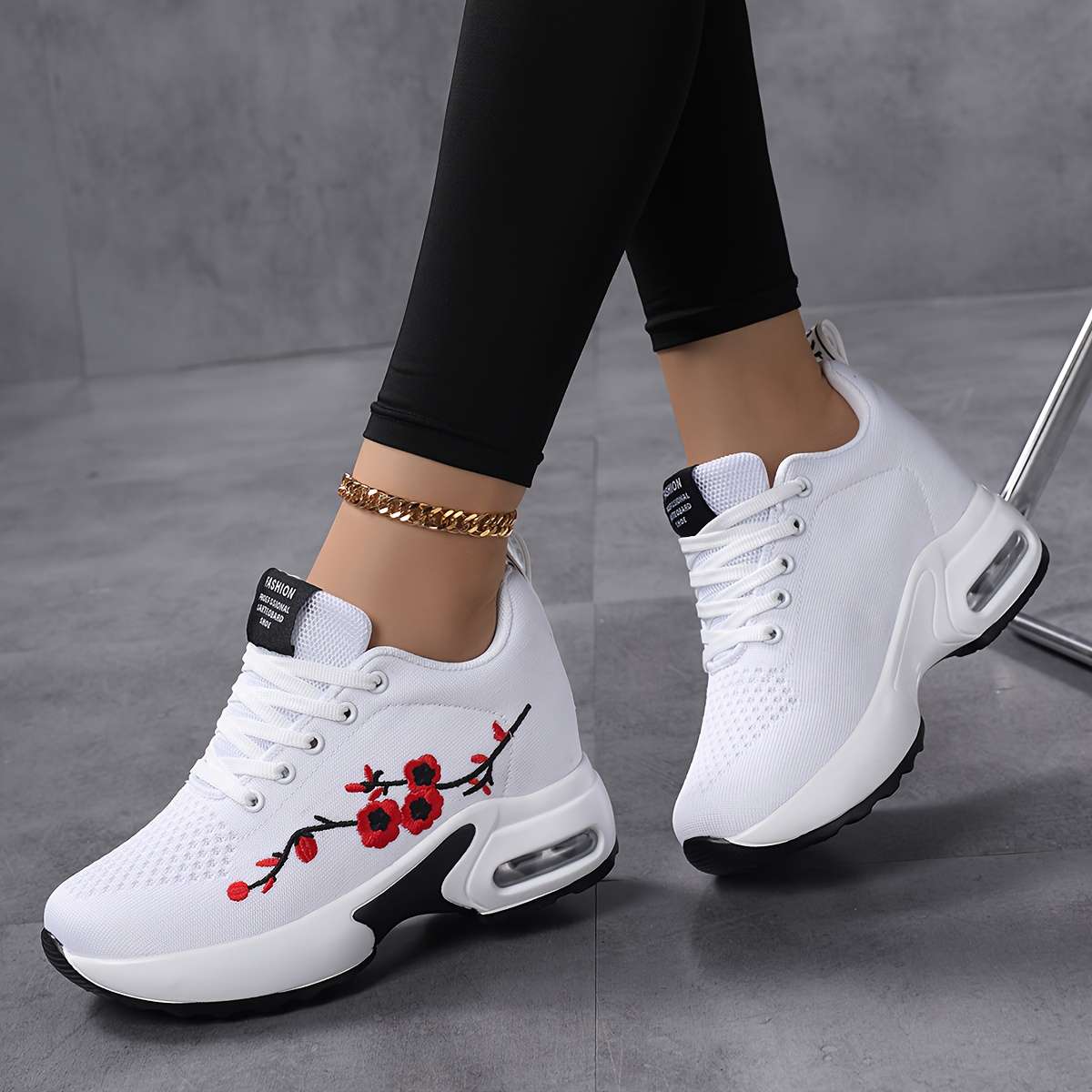 Women S Sneakers Color White Sizeuk 8