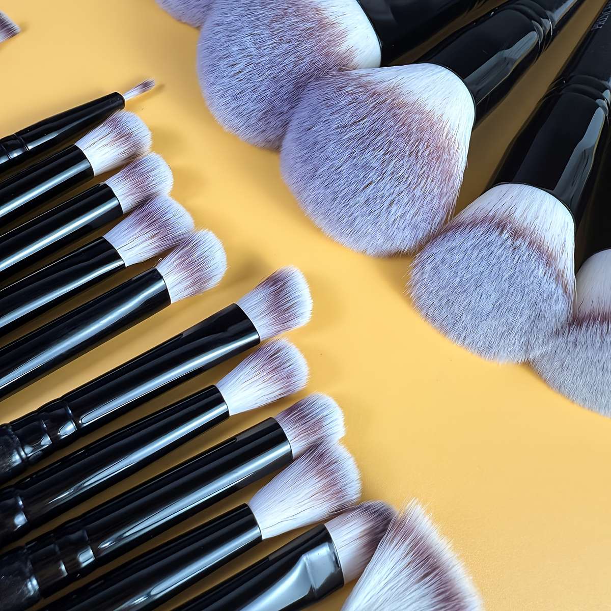 Makeup Brush Set Color Black Quantity18Pcs