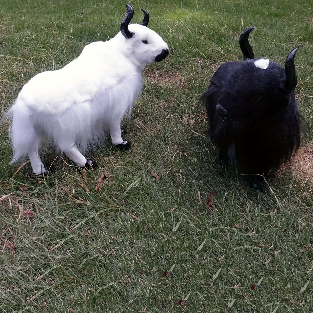 Plush Toyss color Black