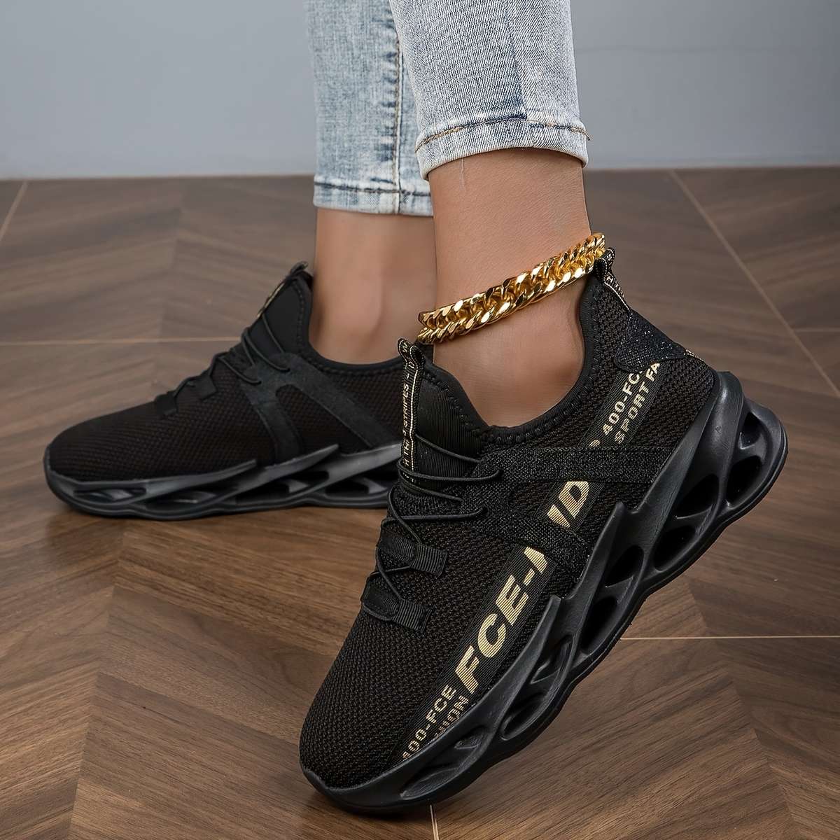 Women S Sneakers Color Black Golden Sizeuk 7.5