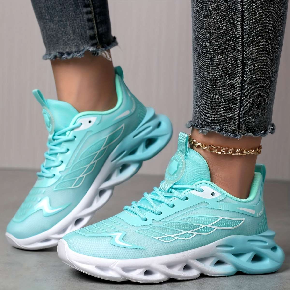 Women S Sneakers Color Black Sizeuk 9