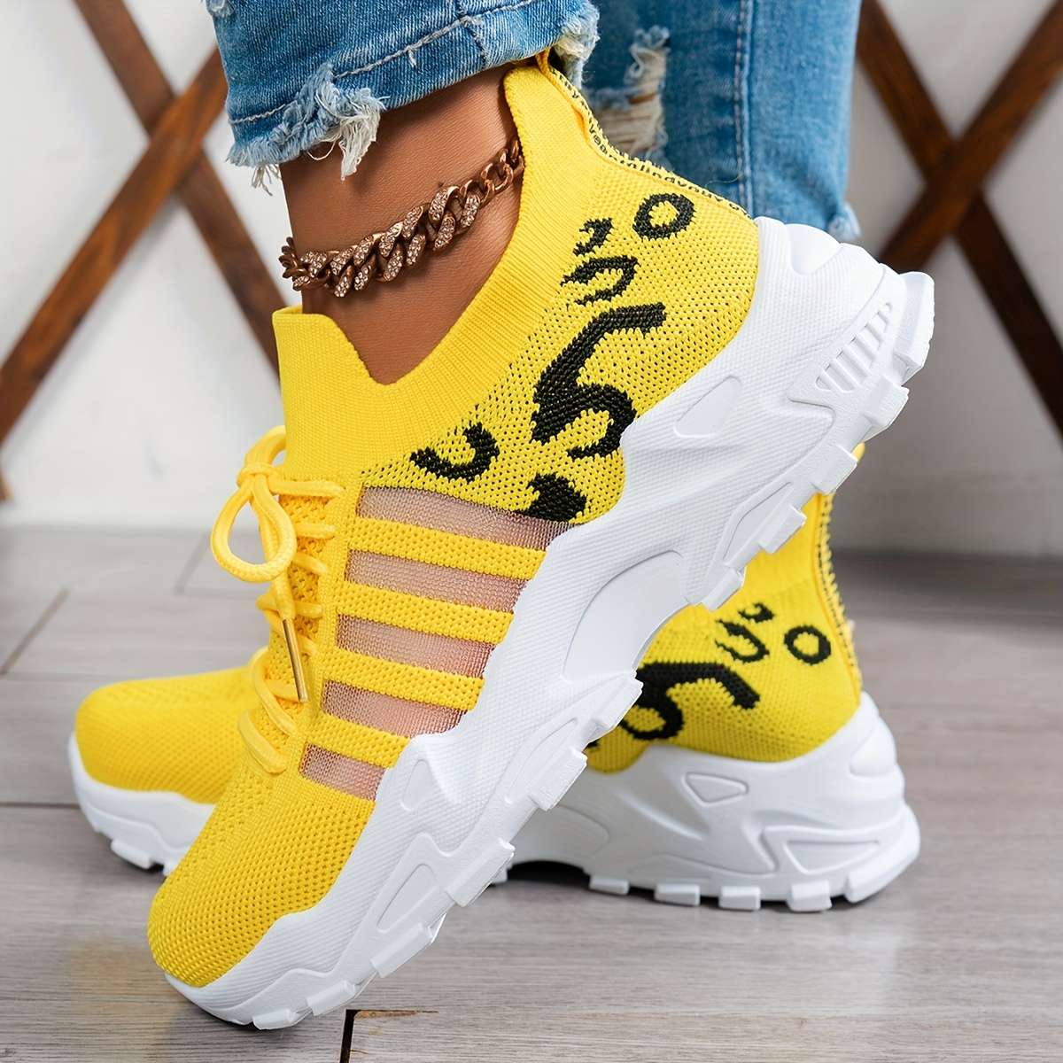 Women S Sneakers Color White Sizeuk 7