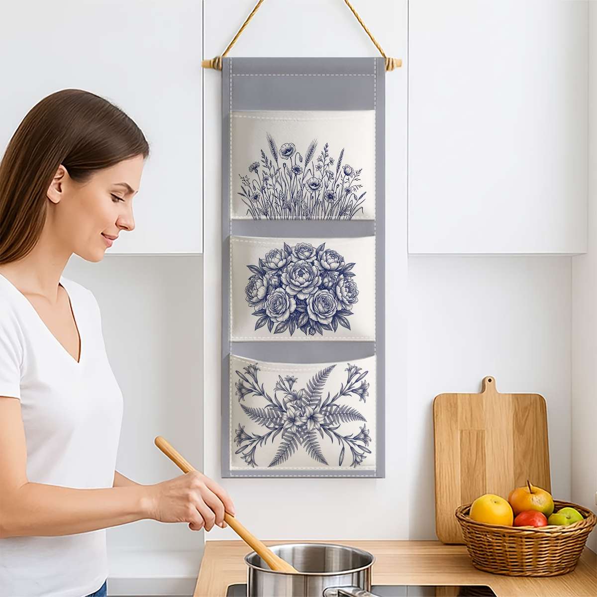 Classic Botanical Vintage Wall Mounted Storage Blue Floral
