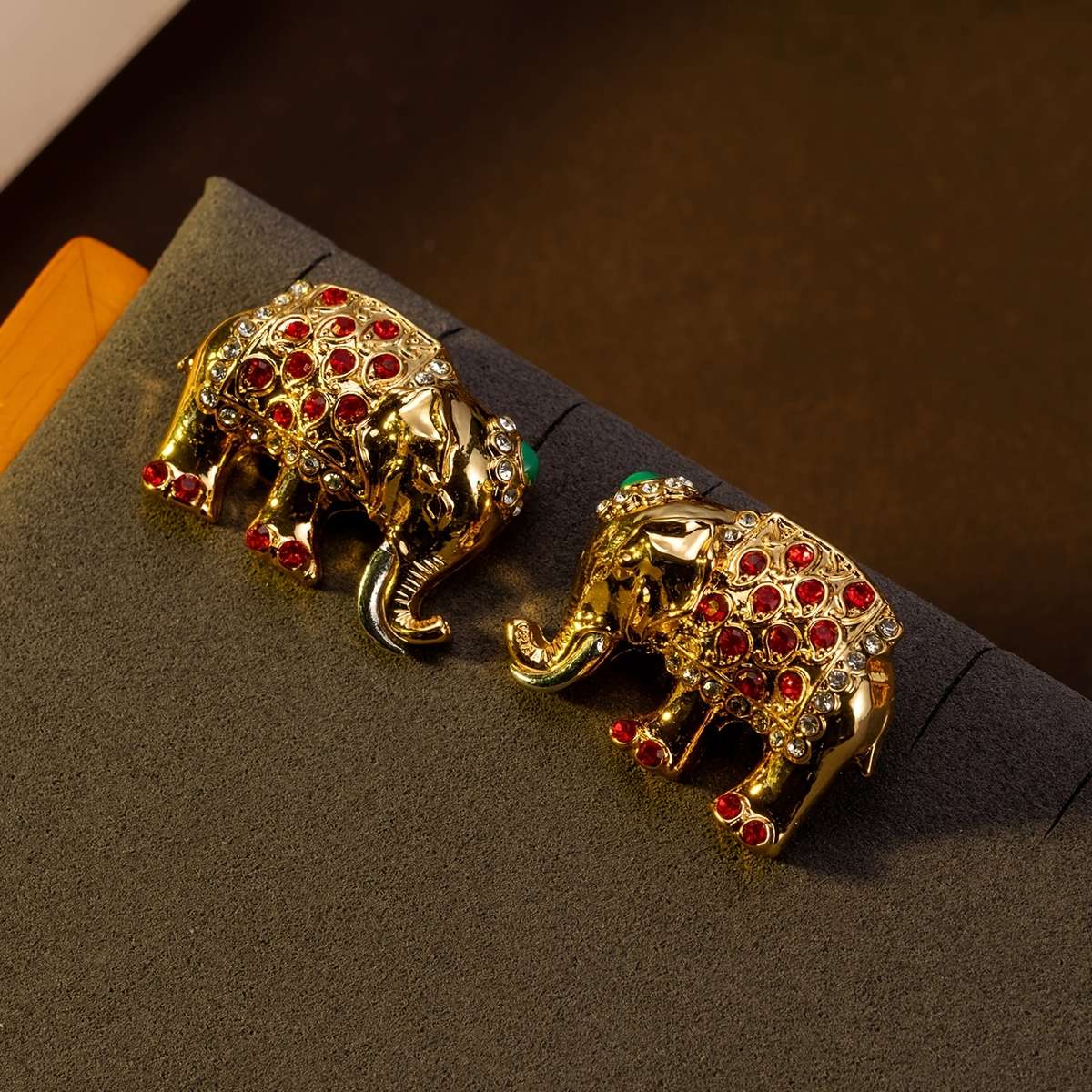 Womens Necklace Items Ear Studs