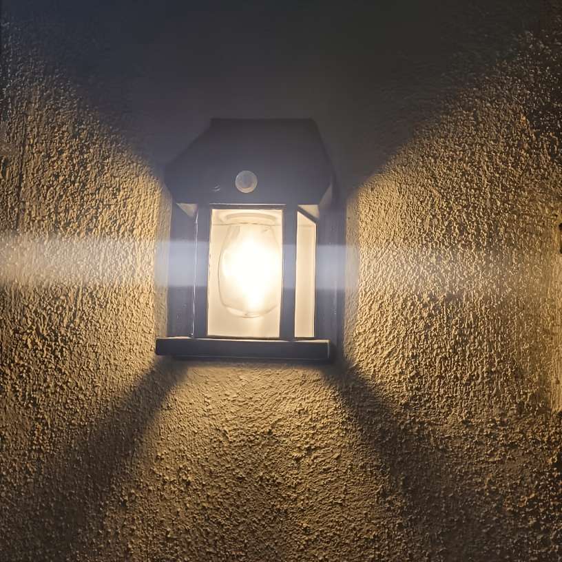 Solar Emergency Lights Quantity
