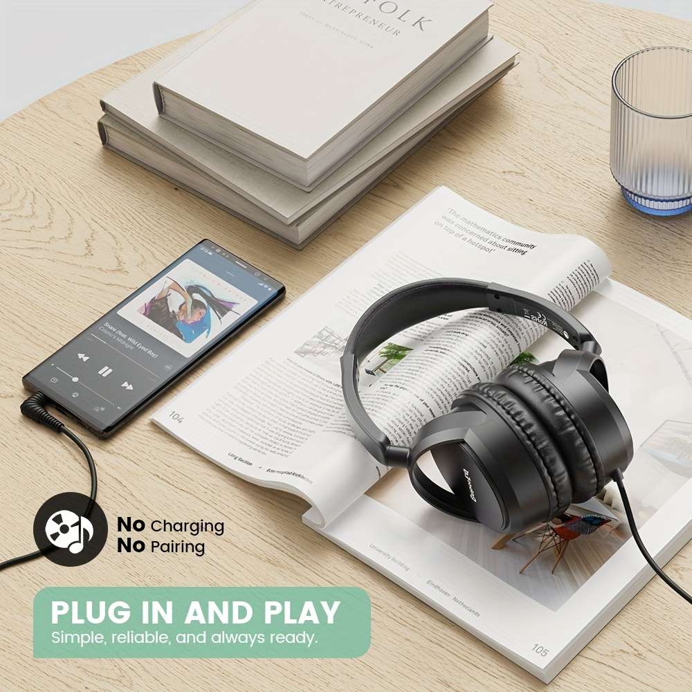 Wired Headphones Black