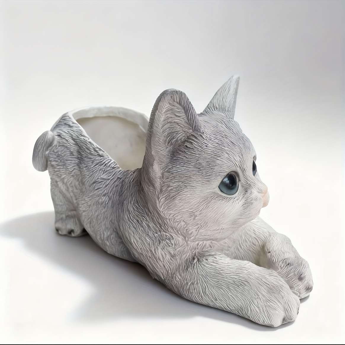 Flowerpot Color Lying Cat Gray