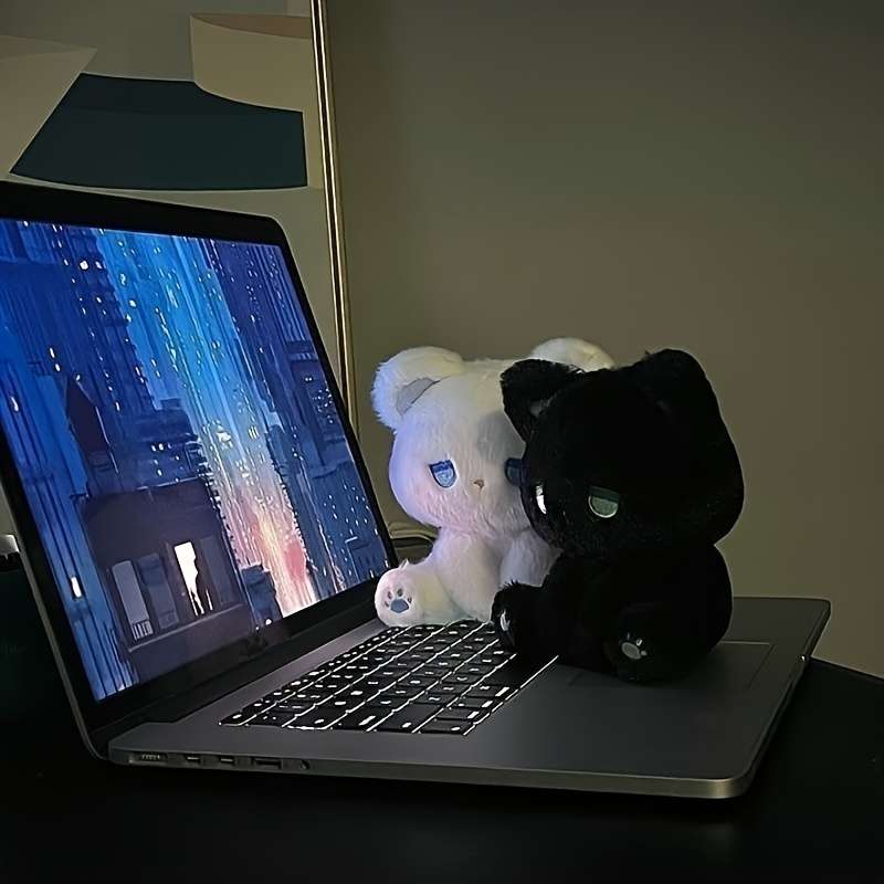 Plush Toys Color Black Green