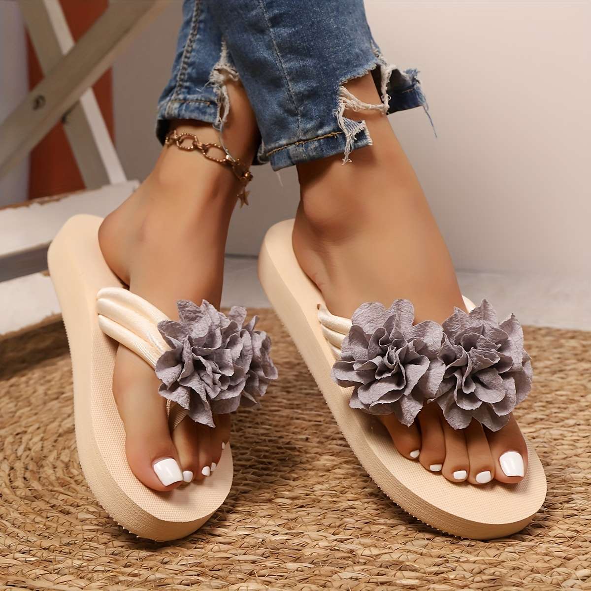 Ladies Summer Flip Flops Light Grey Uk 7