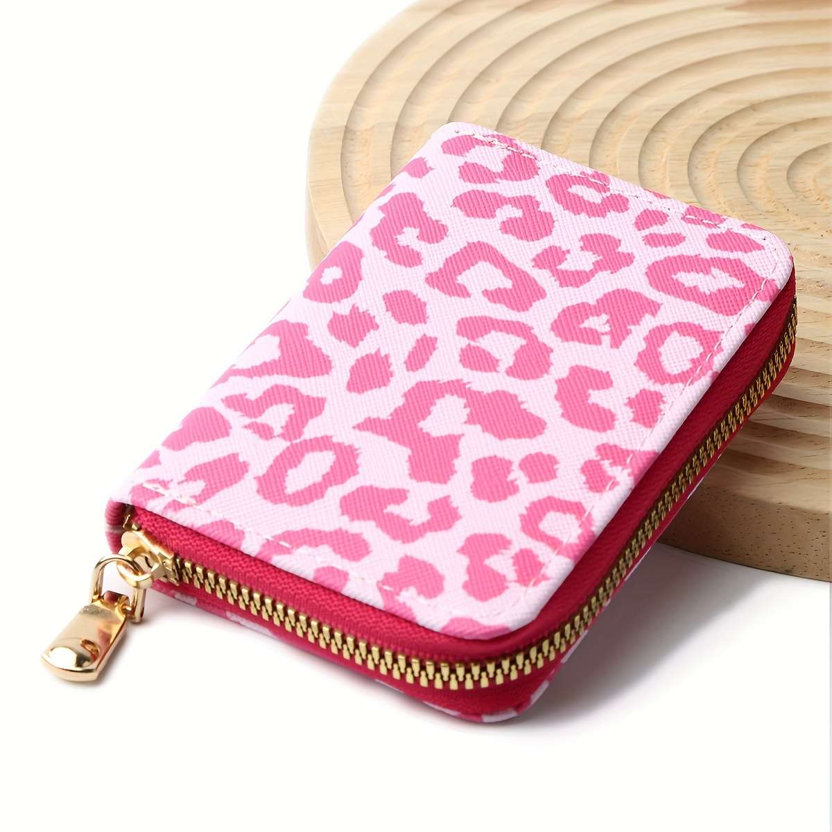 Everyday Elegance Stylish Leopard Print Wallet