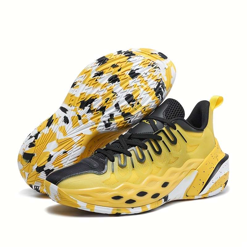Sneakers Yellow Size Uk 7