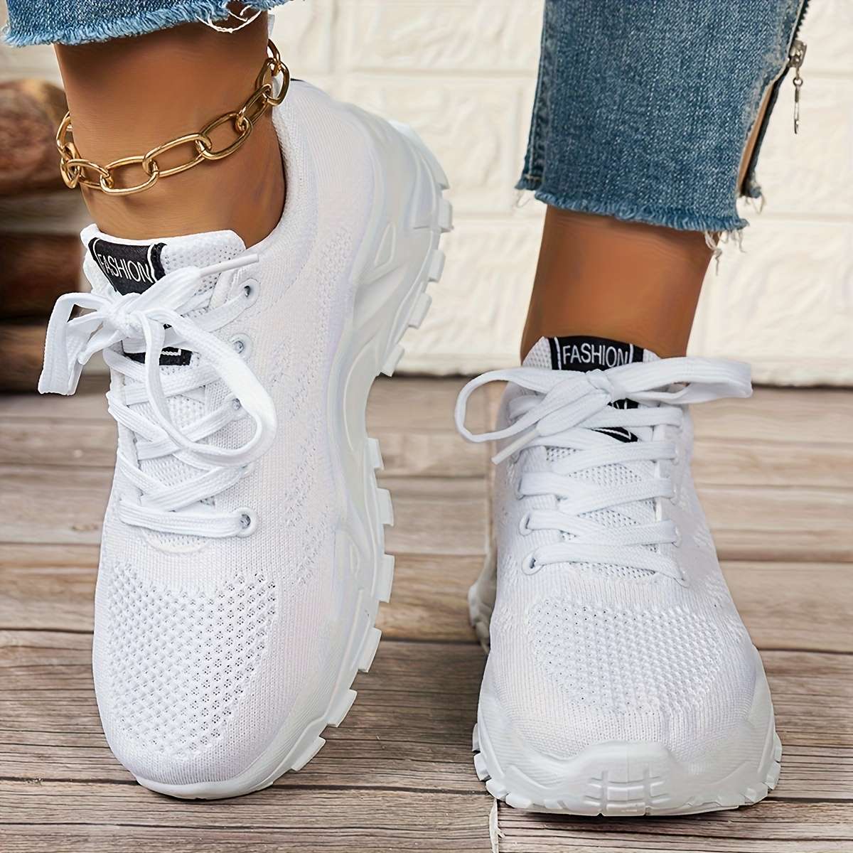 Women S Sneakers Color White Sizeuk 7