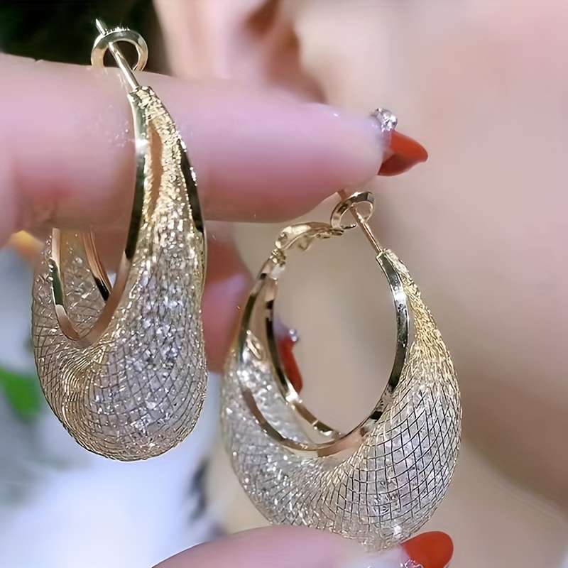 Women S Earrings Color Golden