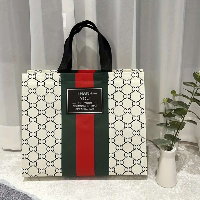 Gift Bags Items Small Size  32 X 27 X 10Cm
