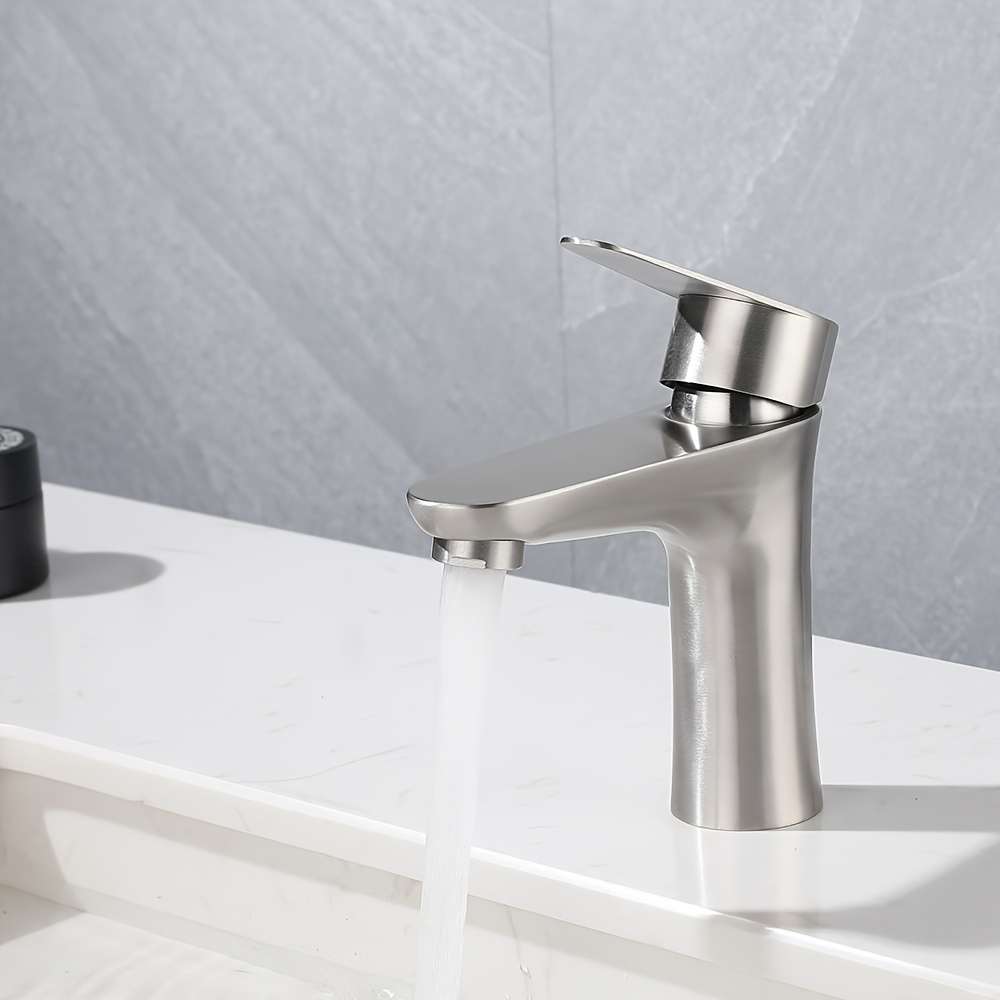 Faucet Silvery Brushed   2 80Cm Water Inlets