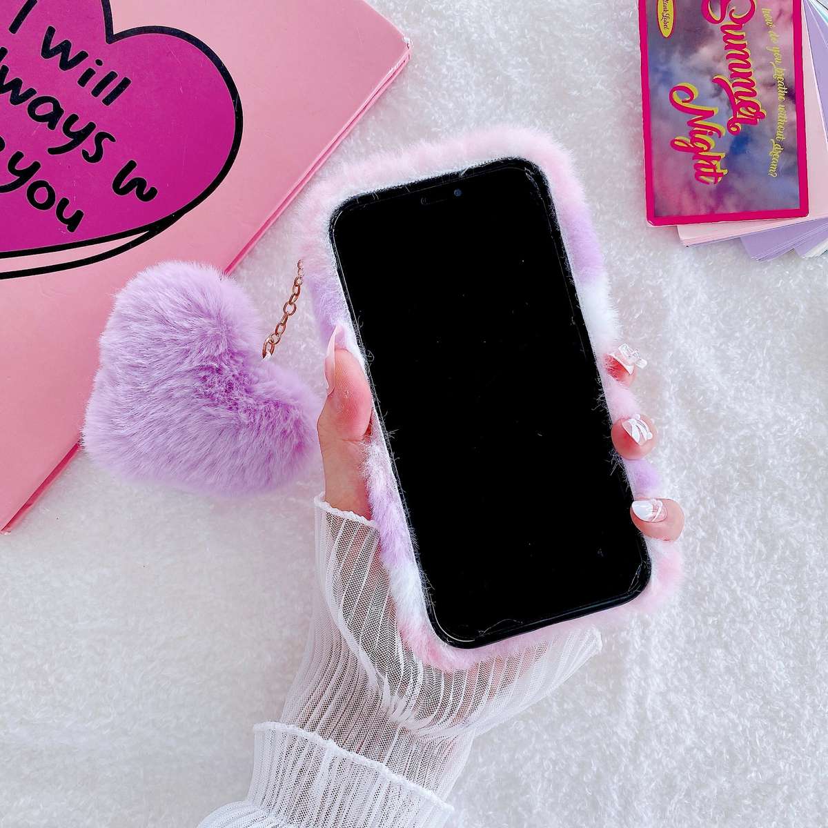 1Pc Mixed Color For iPhone 14 Plus Plush Heart Pendant Phone Case