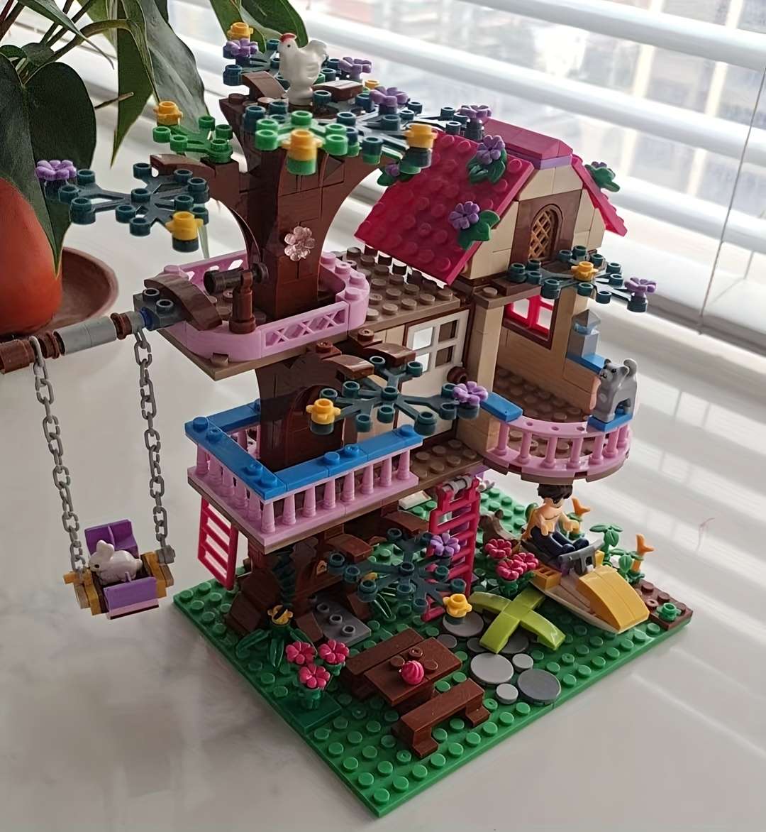 3D Building Model Puzzle Set Model 7652 Tree House