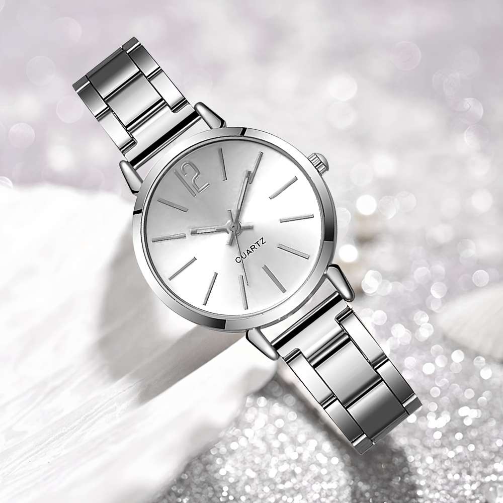 Women Light Round Dial Quartz Watch Shiny Butterfly Model Bright Silvery