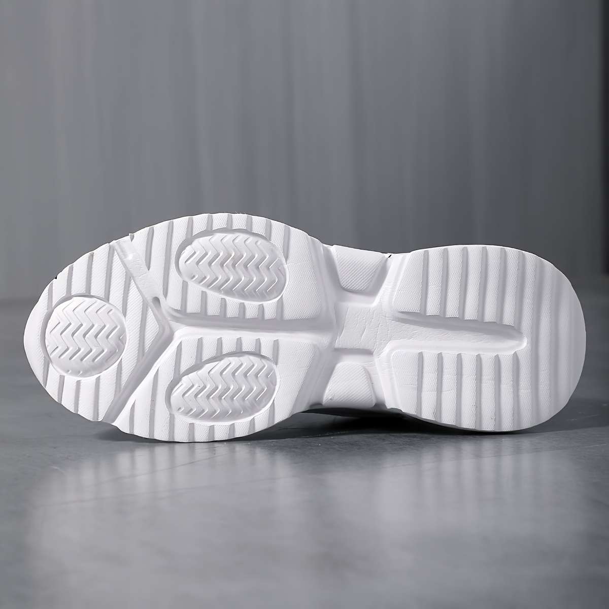 Sneakers Color White And Black Sizeuk 7.5