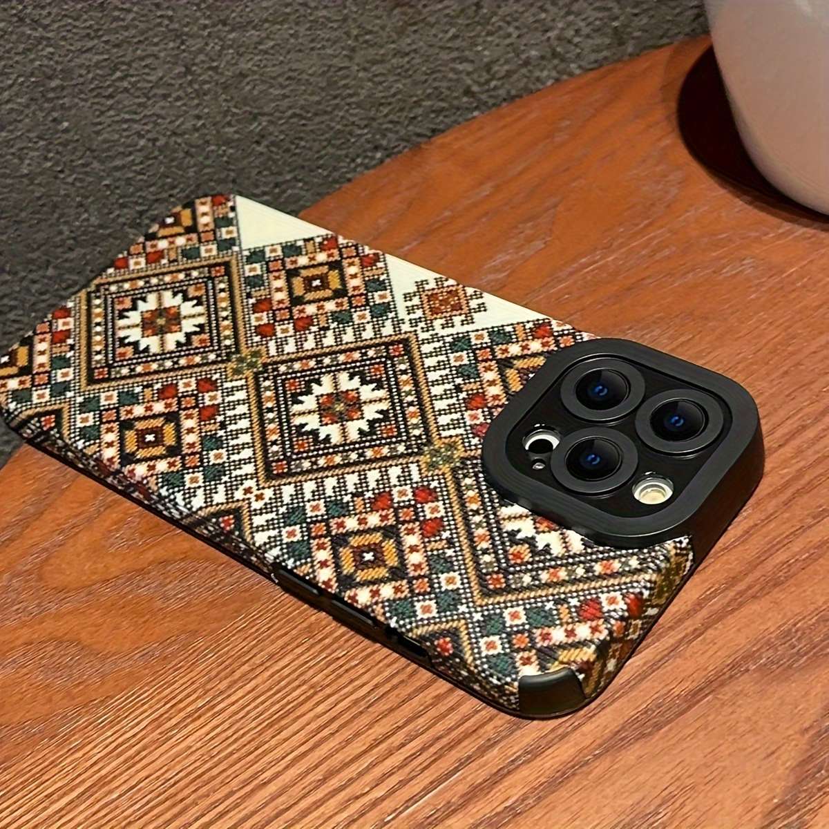 1Pc Mixed Color  For iPhone 12 Lace Pattern Phone Case